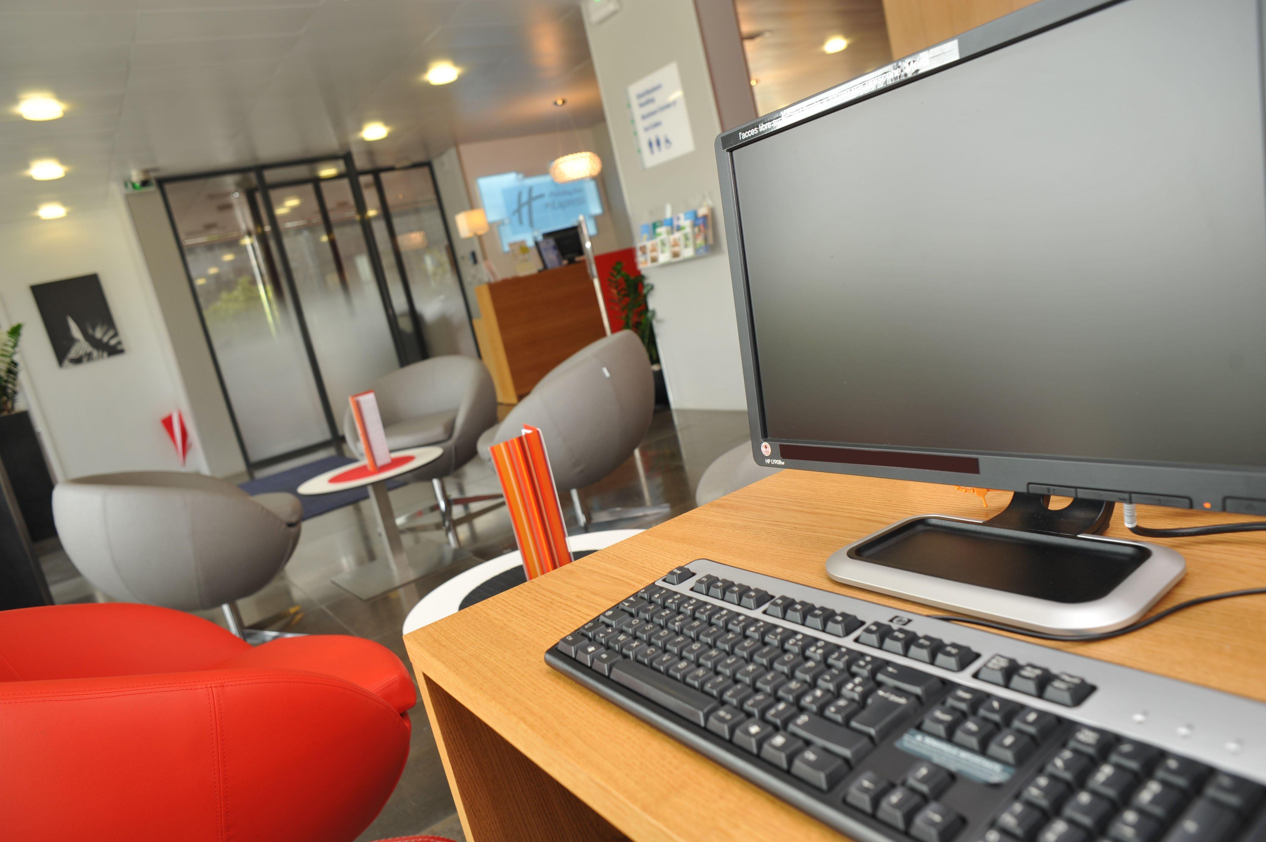 Holiday Inn Express Saint-Nazaire By Ihg Ngoại thất bức ảnh