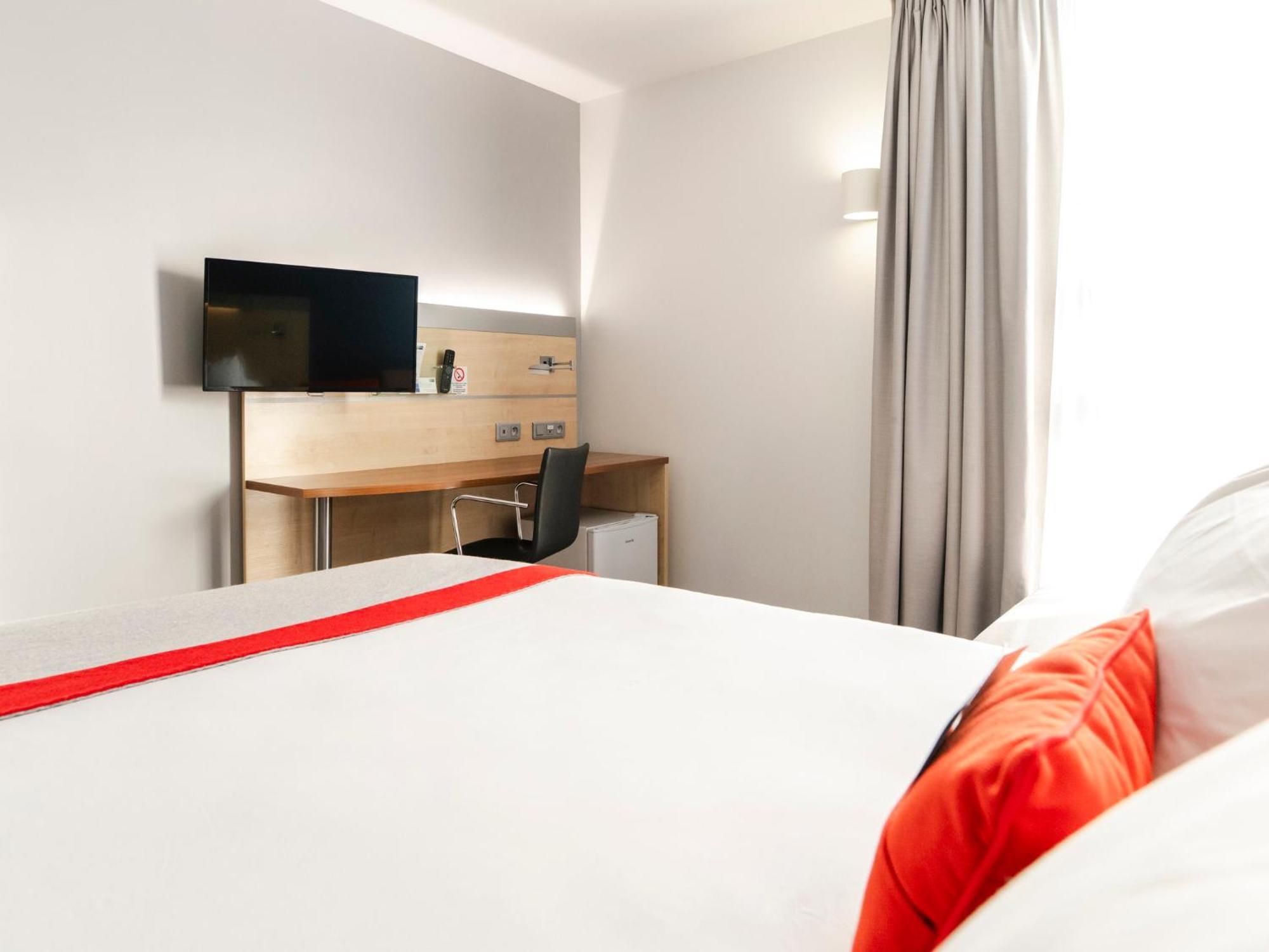 Holiday Inn Express Saint-Nazaire By Ihg Ngoại thất bức ảnh