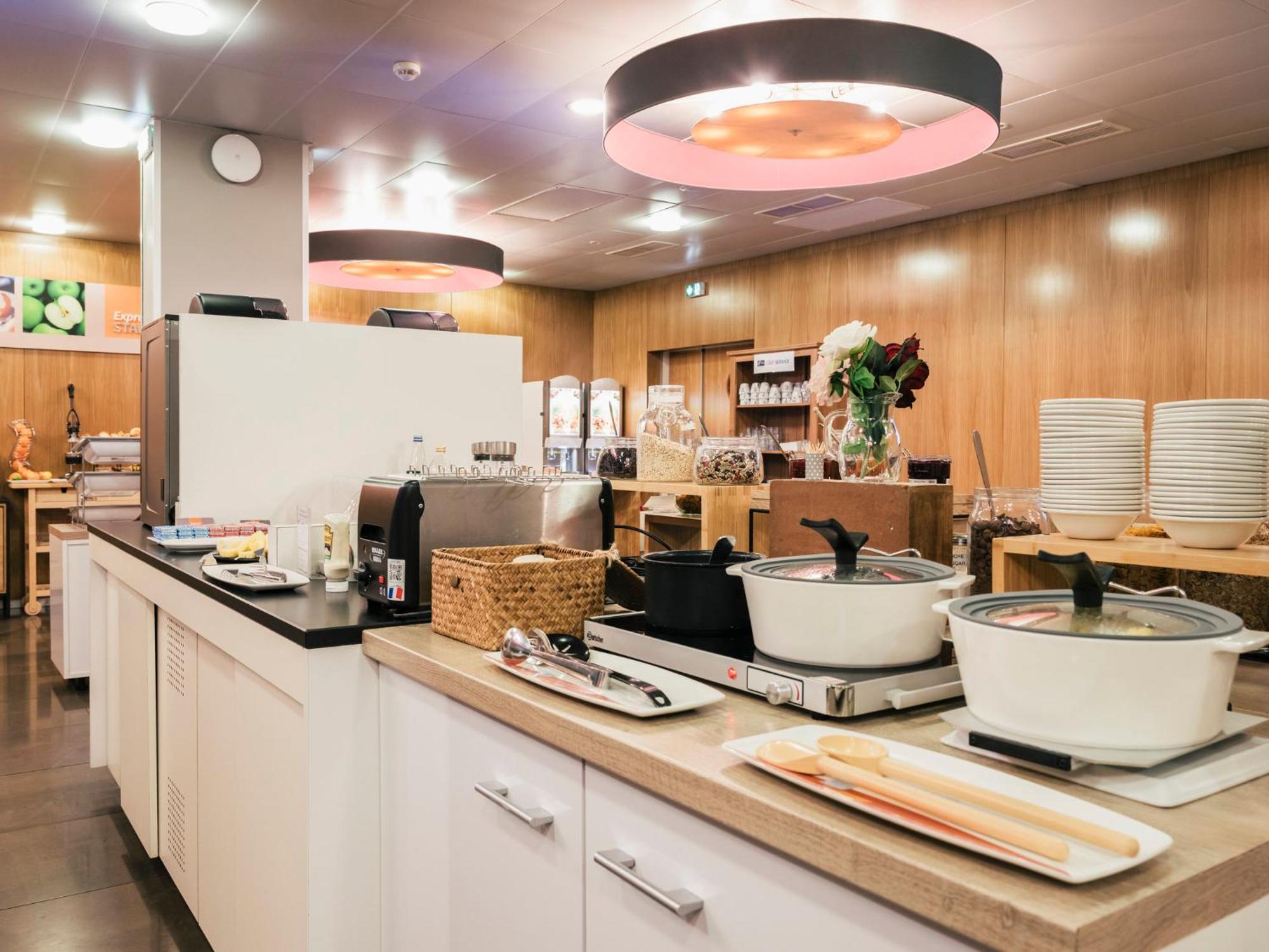 Holiday Inn Express Saint-Nazaire By Ihg Ngoại thất bức ảnh