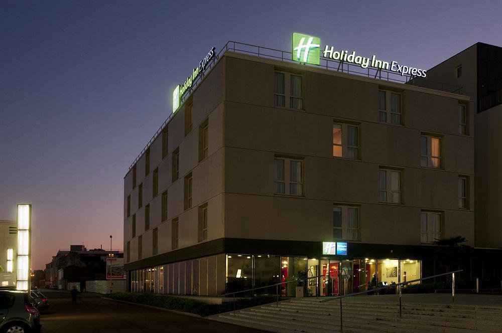 Holiday Inn Express Saint-Nazaire By Ihg Ngoại thất bức ảnh