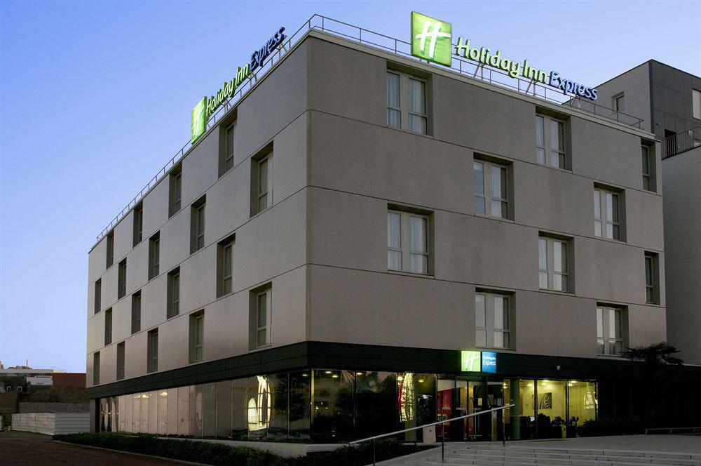 Holiday Inn Express Saint-Nazaire By Ihg Ngoại thất bức ảnh